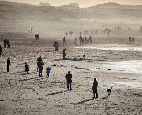 midwinter beach, with vignette