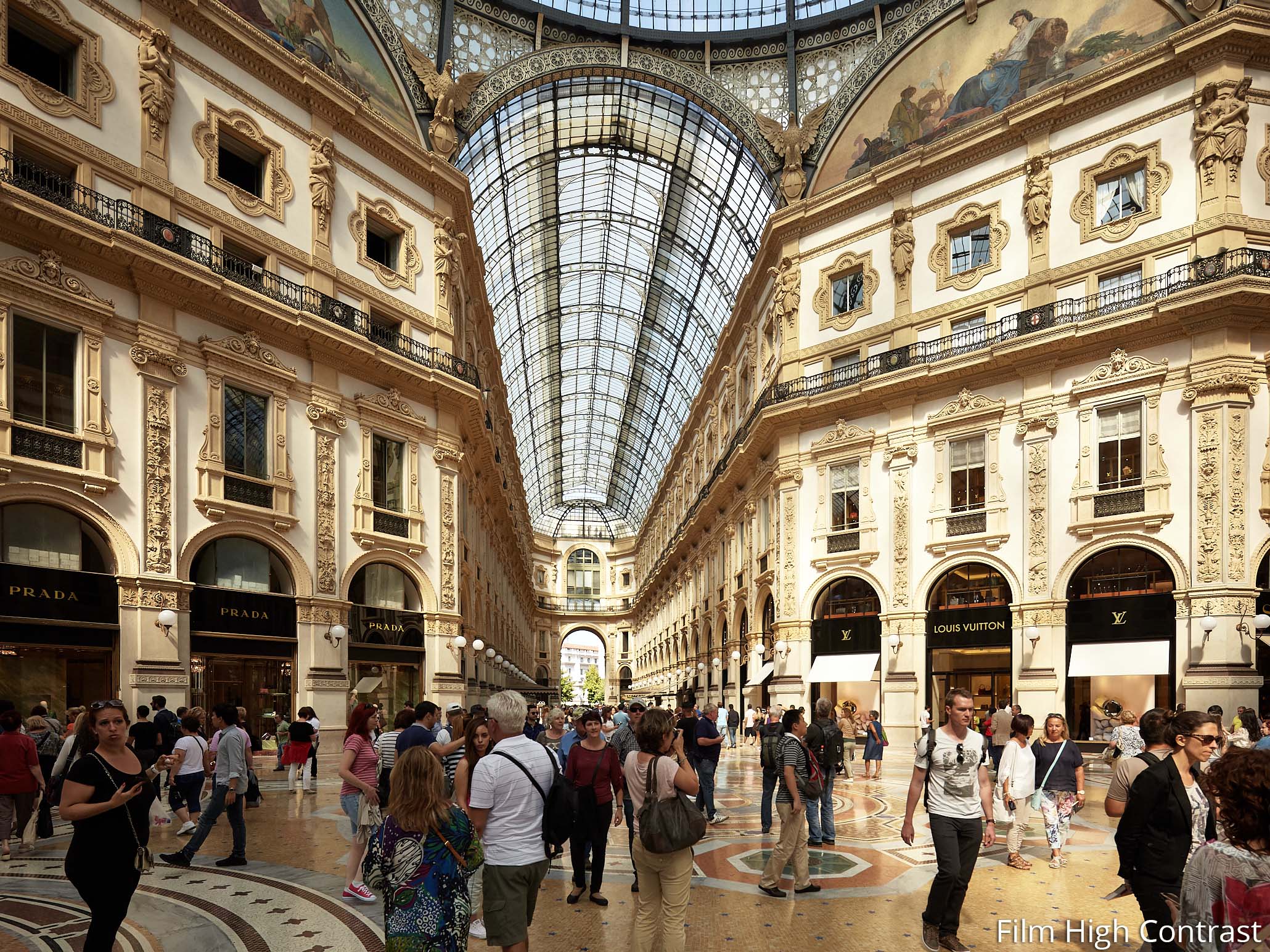 base characteristics, milano galleria